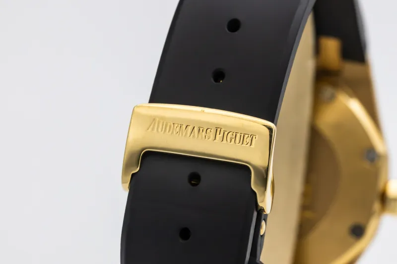 Audemars Piguet Royal Oak Lady 33mm Black Rubber 67601BA.ZZ.D012CR.03 2007