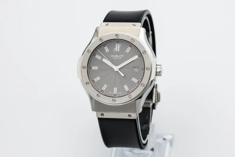 Hublot Classic Fusion 41mm Quartz Black Rubber 1905.GF40.01 2008