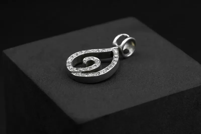 18ct White Gold Diamond Swirl Pendant 0.30ct