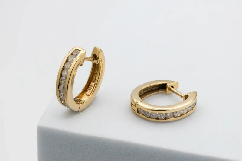 9ct Yellow Gold Diamond Huggie Earrings 0.60ct 3.4g