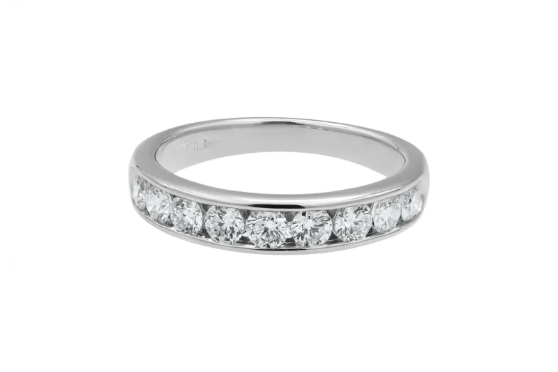 18ct White Gold Channel Set Diamond Ring 1.08ct 3.9g