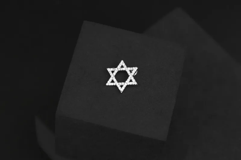 9ct White Gold Star Of David Pendant 1.1g 0.14ct