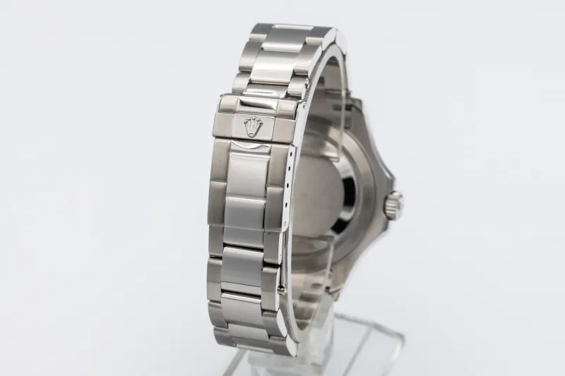 Rolex Yacht-Master 40mm Stainless Steel Oyster 16622 2002