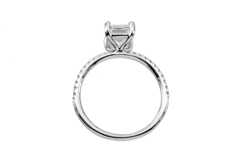 Platinum Emerald Cut 1.57ct E VVS2 IGI Lab Diamond Engagement Ring
