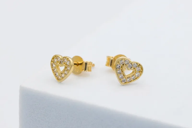 9ct Yellow Gold Small Full Cubic Zirconia Heart Stud Earrings 0.9g