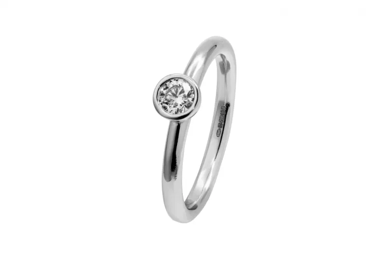 18ct White Gold Diamond Rub Over Engagement Ring 0.25ct