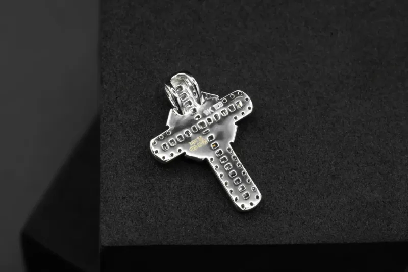 9ct White Gold Baguette Diamond Cross Pendant 0.85ct