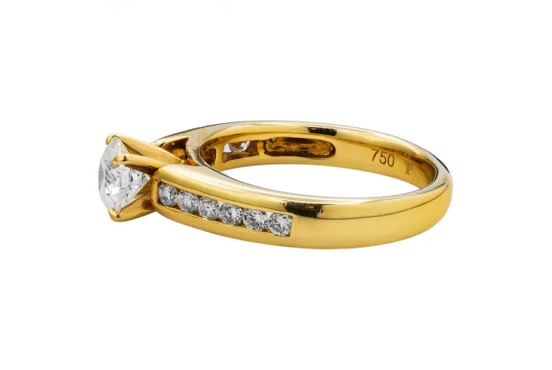 18ct Yellow Gold Round Brilliant Diamond Ring with Shoulder Stones 0.66ct