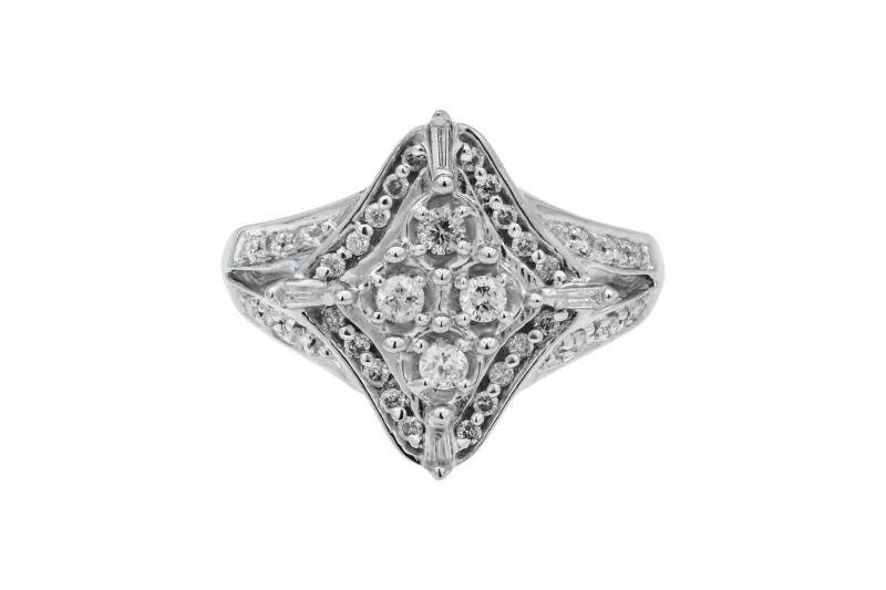 14ct White Gold Diamond Split Shank Ring 0.75ct