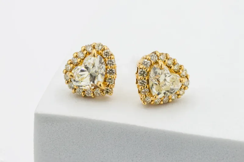 18ct Yellow Gold Diamond Heart Shaped Stud Earrings 2.53ct