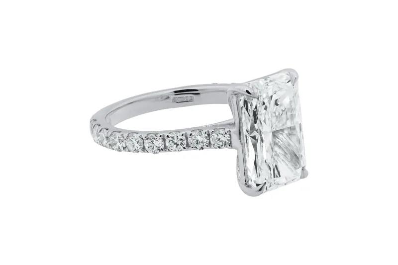 18ct White Gold Lab Grown Radiant Cut Diamond Ring 4.23ct