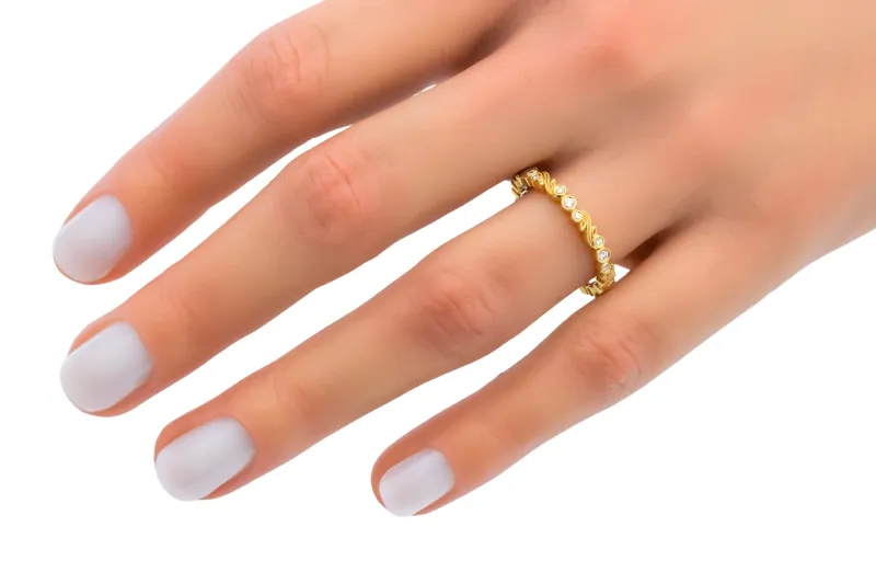18ct Yellow Gold Decorative Diamond Eternity Ring 0.25ct
