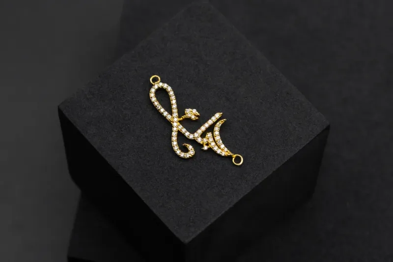 9ct Yellow Gold Arabic "I love you" Diamond Pendant 0.45cts