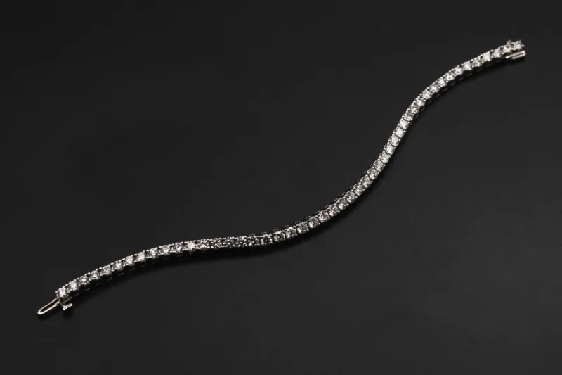 Above Earth 14ct White Gold Lab grown Diamond Tennis Bracelet 6.10ct