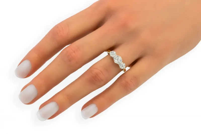 18ct Yellow Gold Diamond Flower Ring 0.14ct 3.27g