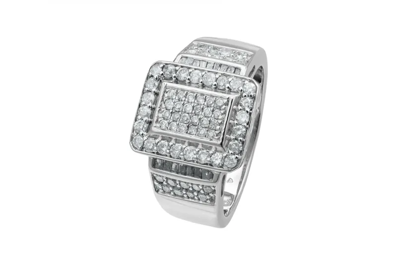 9ct White Gold Diamond Ring 0.95ct 6.8g