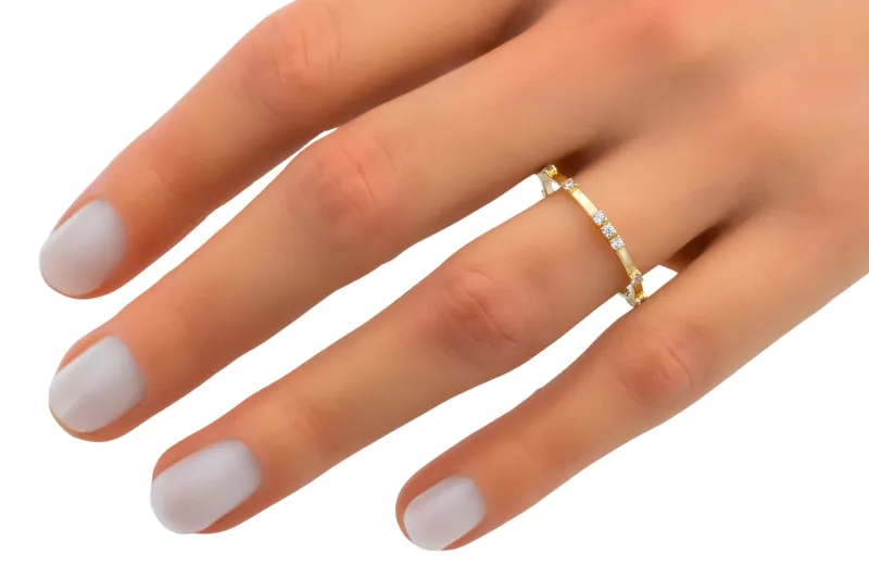 14ct Yellow Gold Cubic Zirconia Eternity Ring Size P