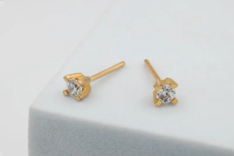 9ct Yellow Gold Diamond Stud Earrings 0.20ct