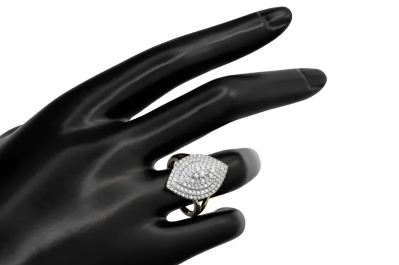 9ct Yellow Gold Diamond Ring 1.04ct