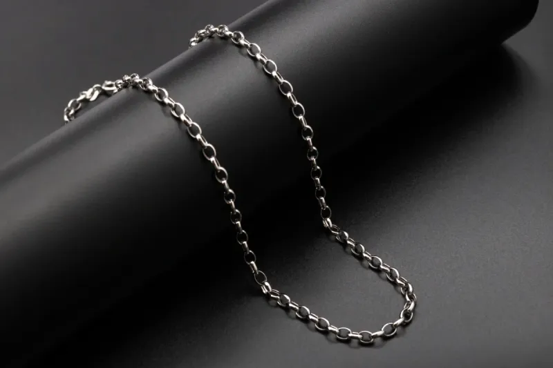 9ct White Gold Traditional Cable Link Chain 3.9g