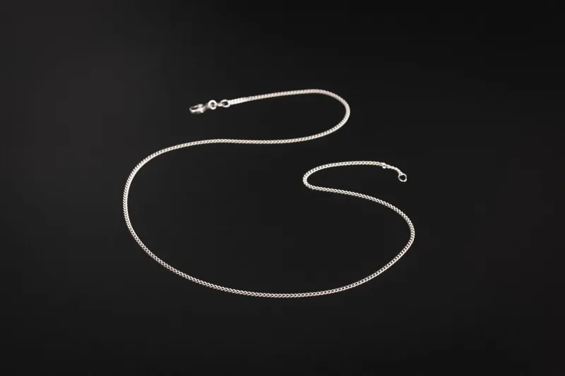 18ct White Gold Curb Chain 16.5” 5g