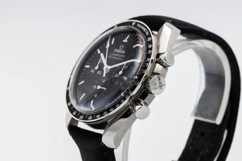 OMEGA Speedmaster Professional Moonwatch Fabric 42mm 310.32.42.50.01.001 2026