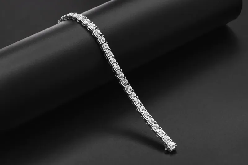 18ct White Gold Round Brilliant Diamond Tennis Bracelet 1.93ct