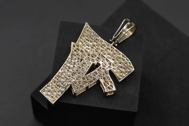 9ct Yellow Gold Cubic Zirconia Pendant