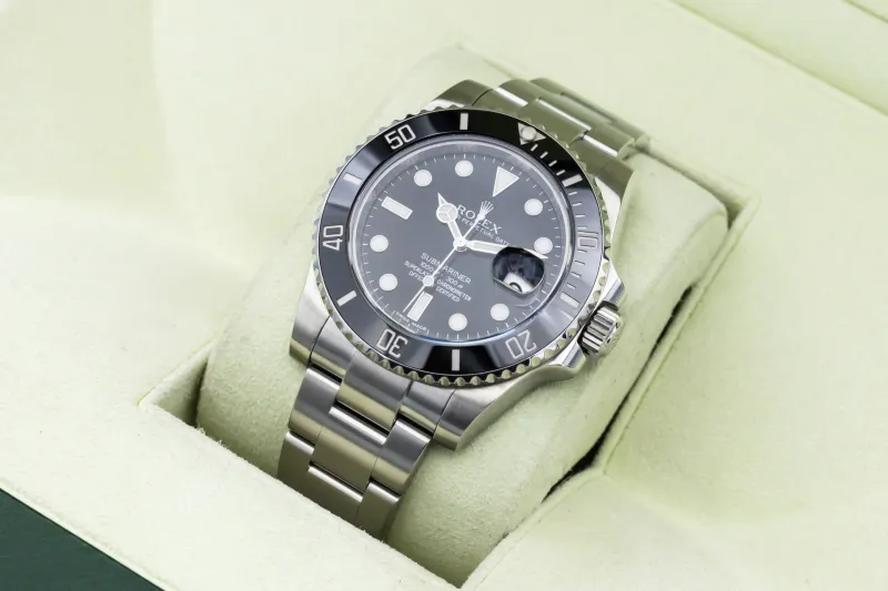 Rolex Submariner Date 40mm Stainless Steel Oyster 116610LN 2010