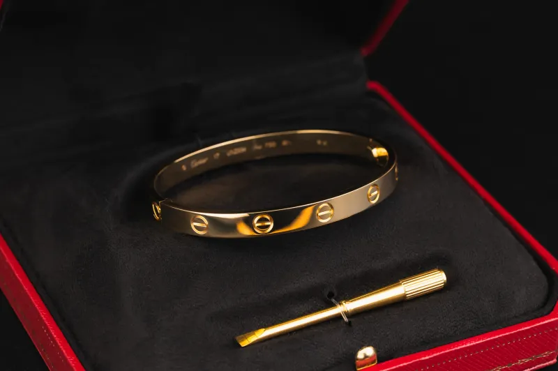 Cartier Classic LOVE Bracelet 18ct Yellow Gold Size 17 6.1mm 33.5g – With Authentic Box