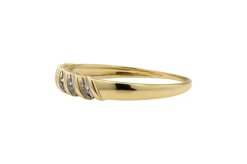 9ct Yellow & White Gold Ring 4mm Size T 1.9g