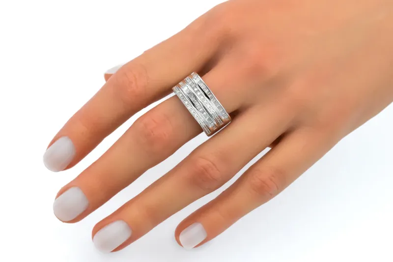 14ct White Gold Baguette & Round Brilliant Diamond Statement Ring 1.08ct