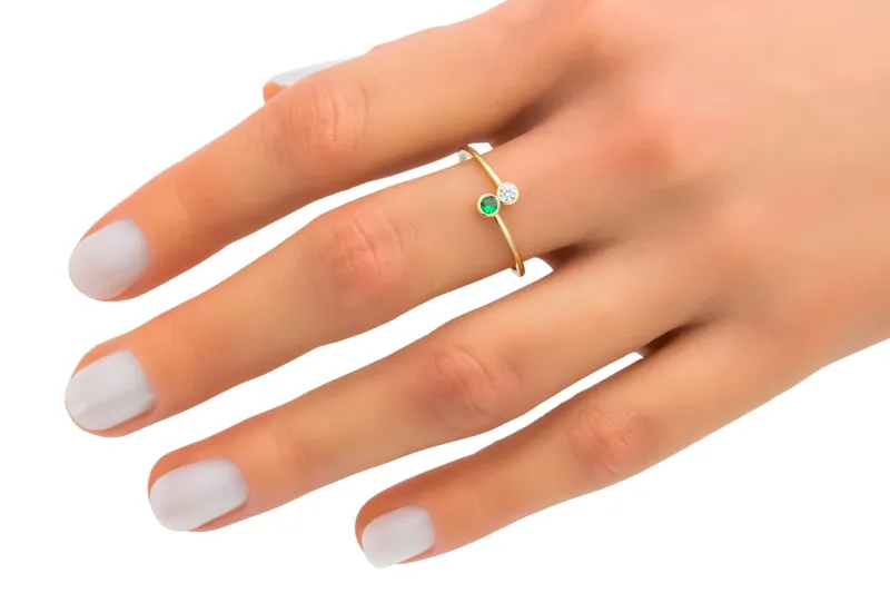 14ct Yellow Gold Double Green and White Cubic Zirconia Ring 1g