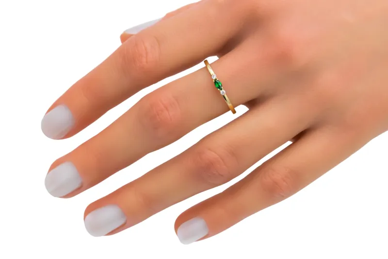 14ct Yellow Gold Trio Marquise Green and White Cubic Zirconia Ring 1g