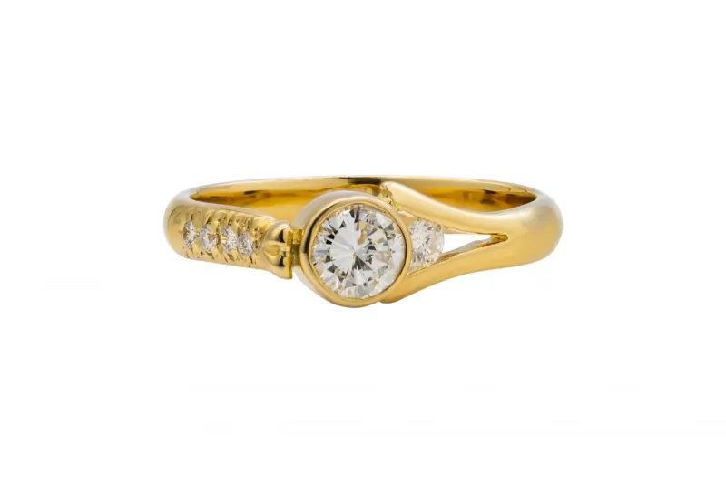 18ct Yellow Gold Diamond Ring 0.62ct 4.3g