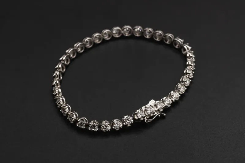 14ct White Gold Round Brilliant Diamond Tennis Bracelet 5.47cts
