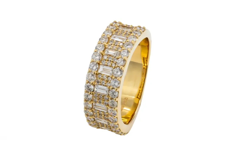 18ct Yellow Gold Diamond Mens Ring 1.78ct