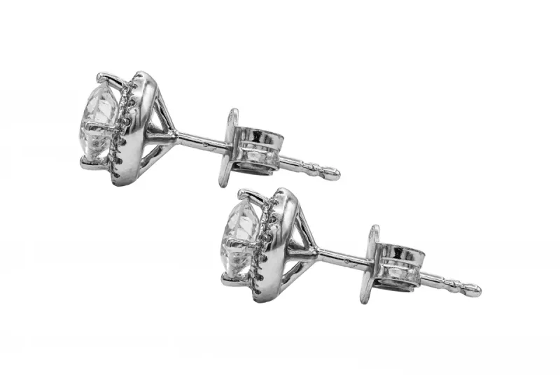 18ct White Gold Round Diamond Halo Stud Earrings 1.05ct