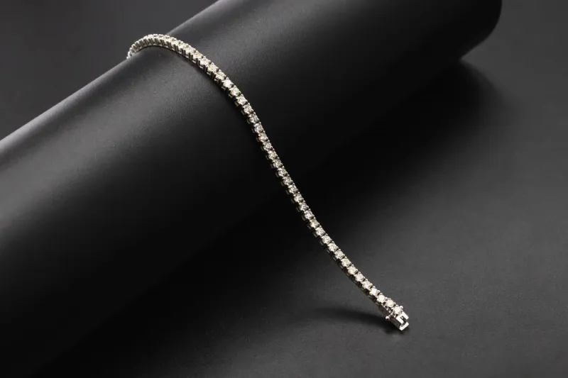 14ct White Gold Diamond Tennis Bracelet 3.40ct