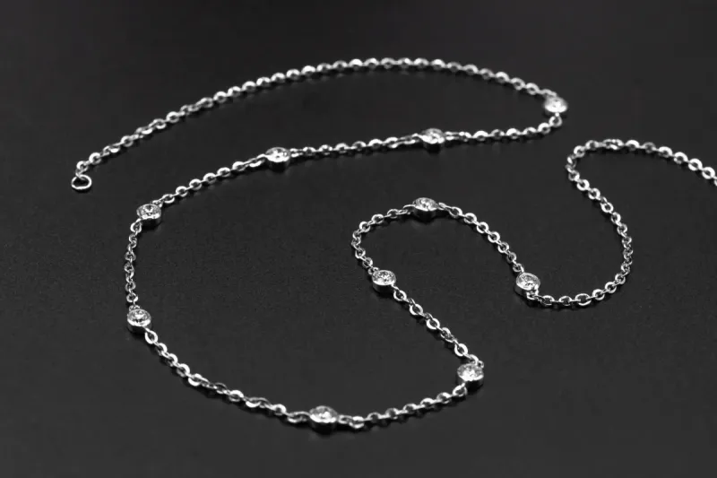 18ct White Gold Rub-Over Diamond Station Necklace 1.04ct