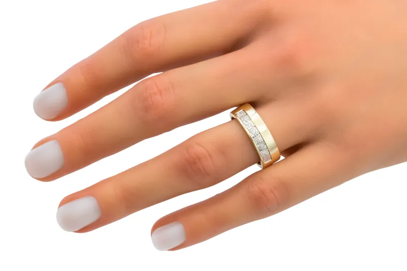 9ct Yellow Gold Diamond Wedding Band 0.08ct