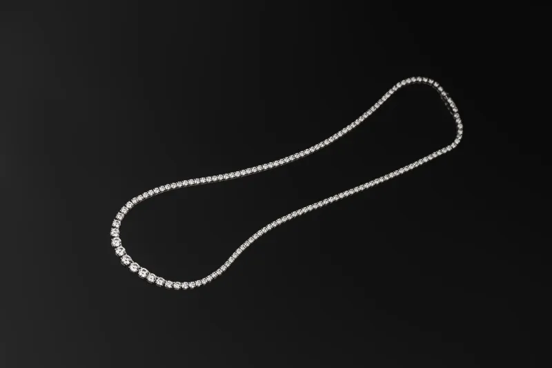 18ct White Gold Graduated Diamond Tennis Necklace 14.25ct