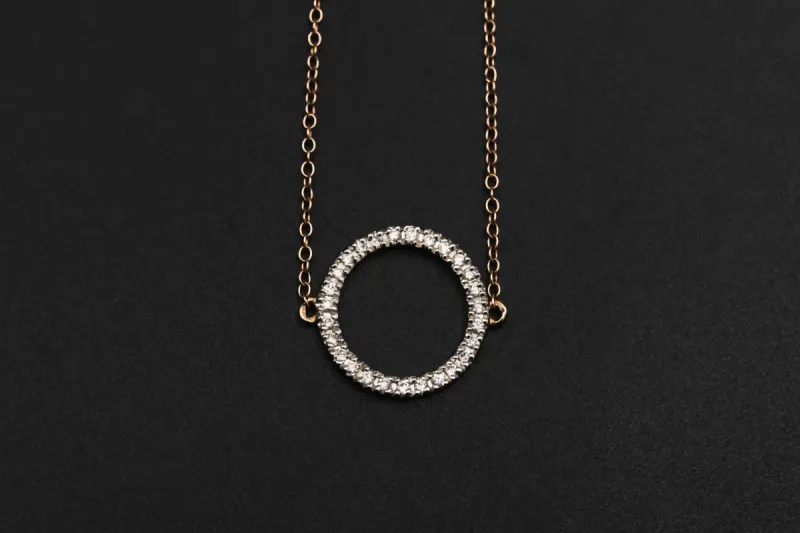 9ct Rose Gold Diamond Necklace 4.3g