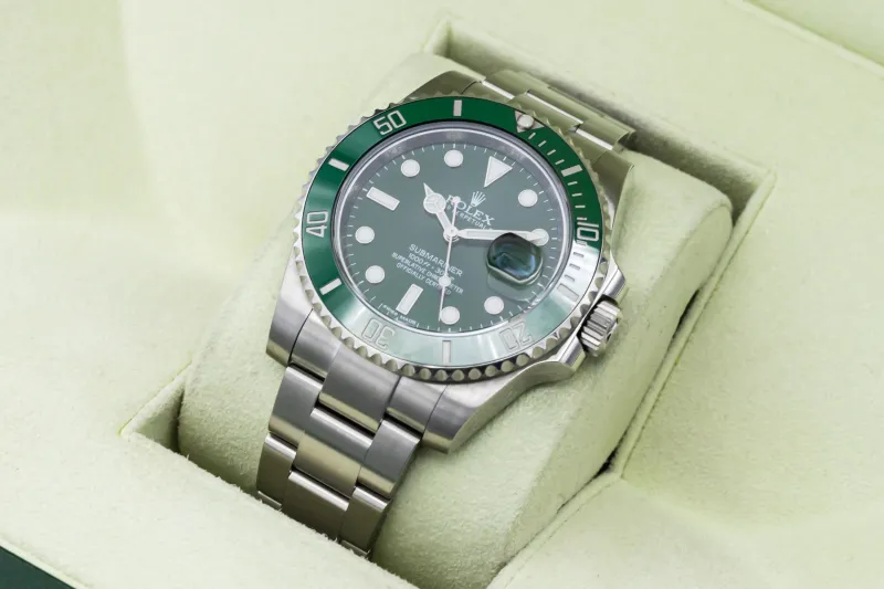 Rolex Submariner Date 40mm 'Hulk' Stainless Steel Oyster 116610LV 2014