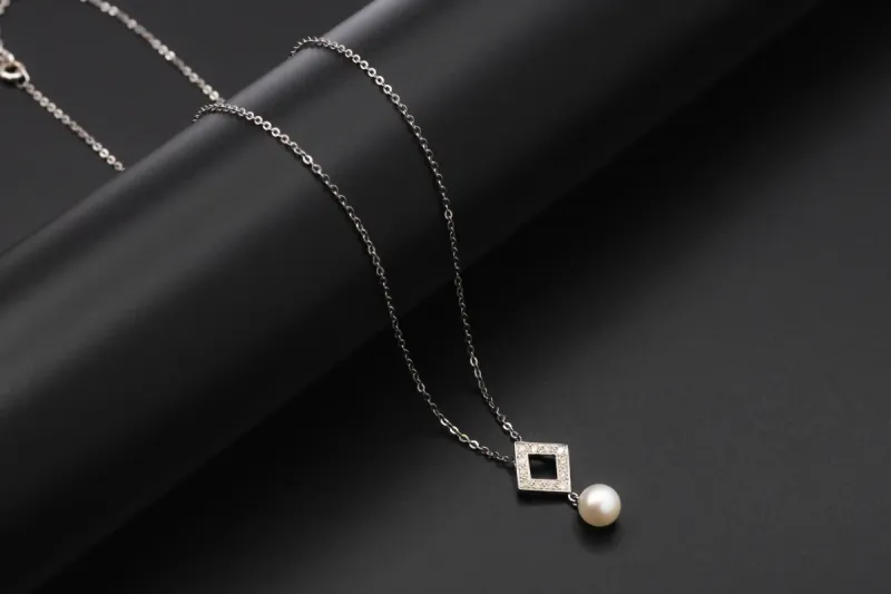 Fresh Water Pearl & Diamond Drop Down Set 0.72ct