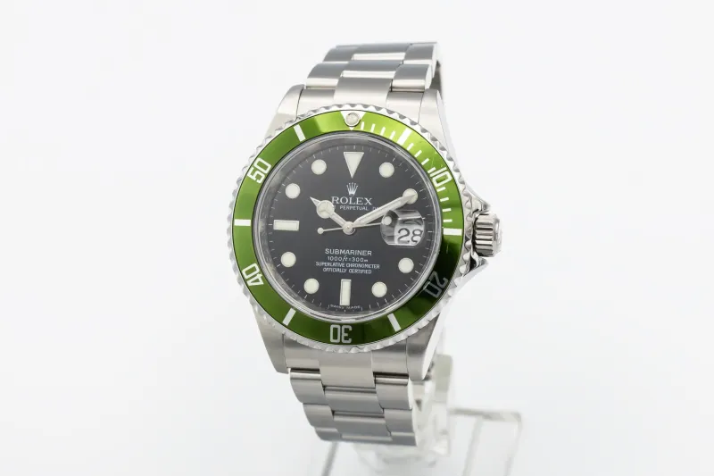 Rolex Submariner 40mm Stainless Steel Oyster 16610LV 2009