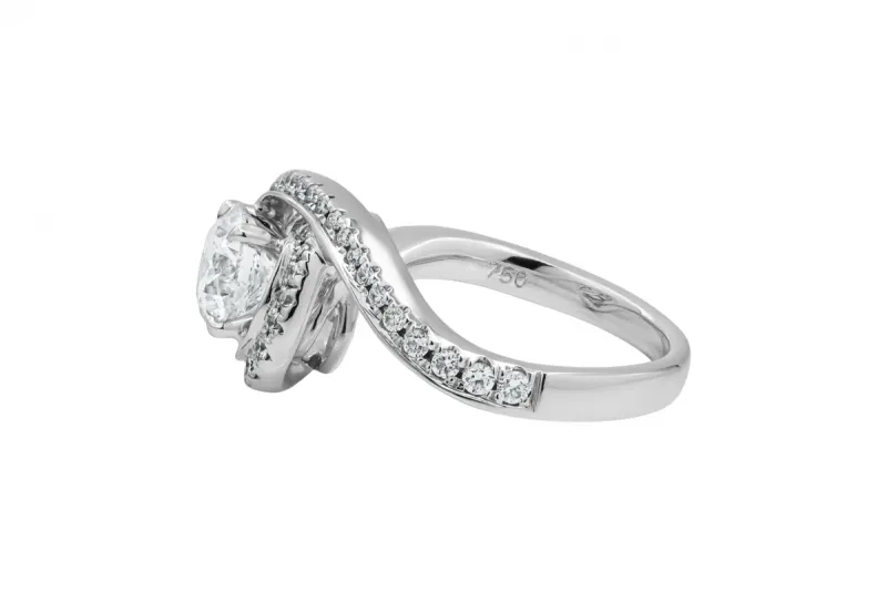 18ct White Gold Twist Halo Lab Diamond Ring 1.55ct IGI Certified