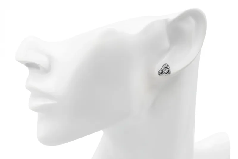 18ct White Gold Round Brilliant Diamond Antique Style Earrings 0.30ct