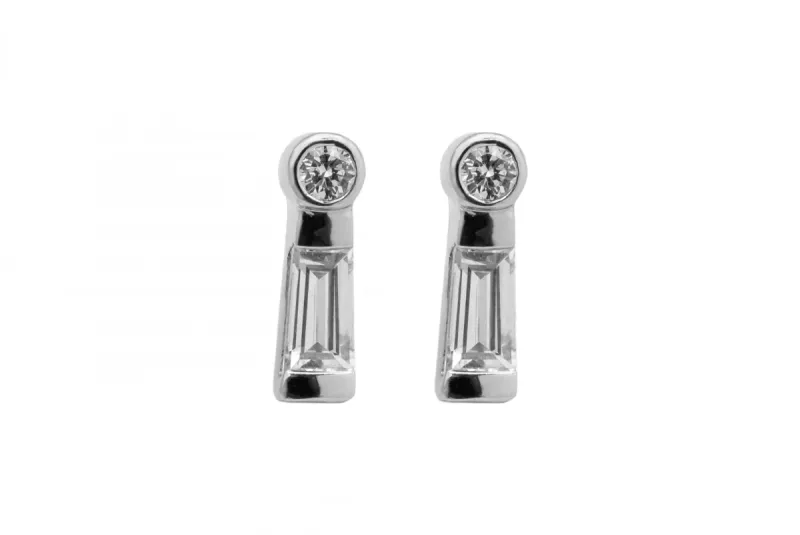 18ct White Gold Baguette & Round Diamond Stud Earrings 0.25ct