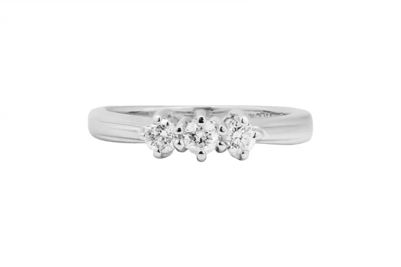 18ct White Gold Trio Diamond Ring 0.33ct